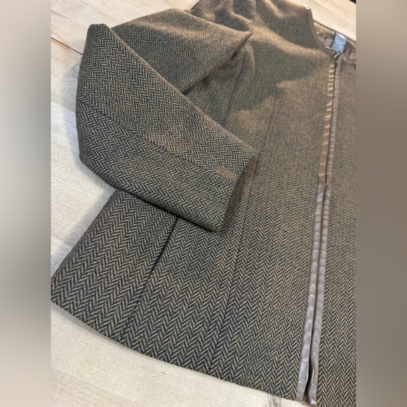 Kate Hill wool blend Taupe Herringbone Jacket - Picture 2 of 8